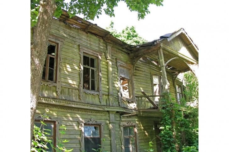 Взяти на баланс і реставрувати – жителі Виноградаря просять зберегти культурну спадщину відомого садівника
