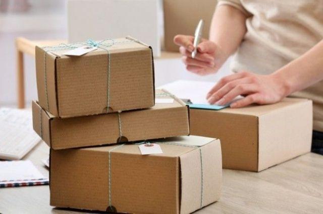 Посилки з-за кордону, онлайн-продажі та військовий збір: Кабмін погодив податкові зміни