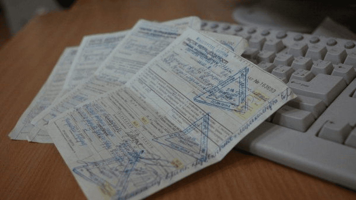 Карантин, день 296. Скільки “ковідних” лікарняних оформили в Україні з причин самоізоляції