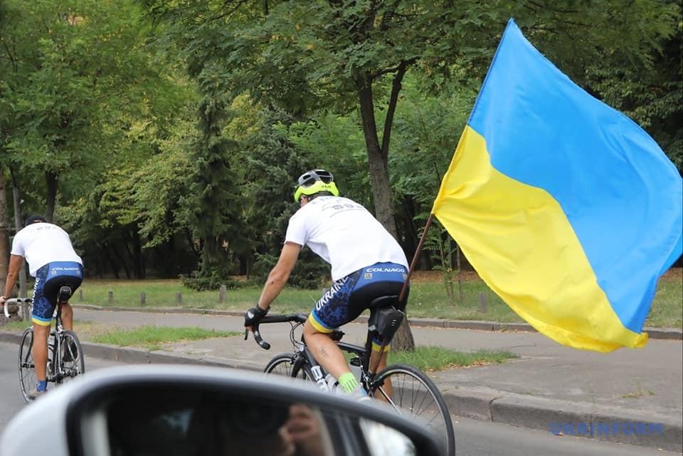День українського добровольця: Київ вшанує патріотів велопробігом