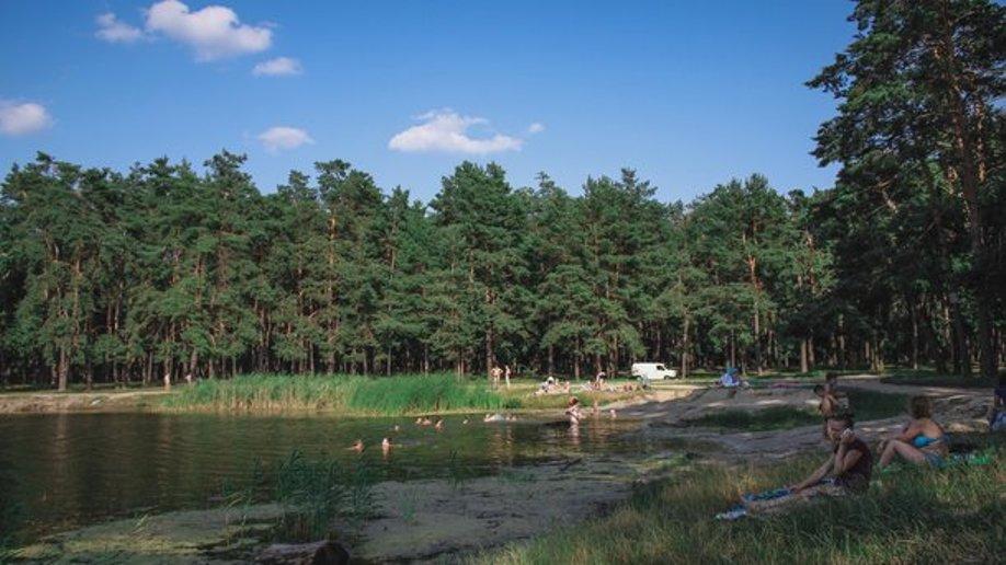 В парку Партизанської слави виявили тіло чоловіка (ФОТО)