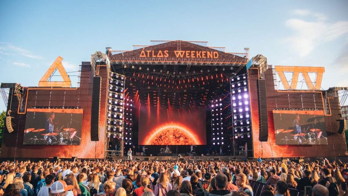 Російський гурт на Atlas Weekend виконав пісню “Put in”. Не забули і про Крим