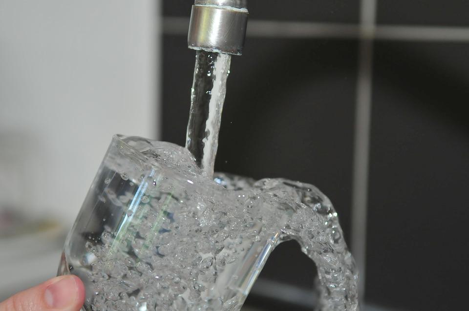На Київщині людей просять запастись питною водою. У чому причина?