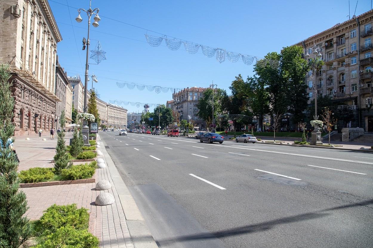 Хрещатик ремонтуватимуть на вихідних — рух обмежать