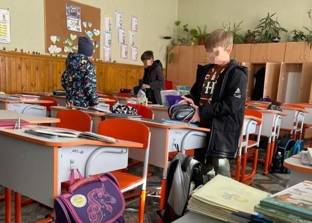Школяр хотів “розважити” однокласників, та мало до лікарні не дійшло