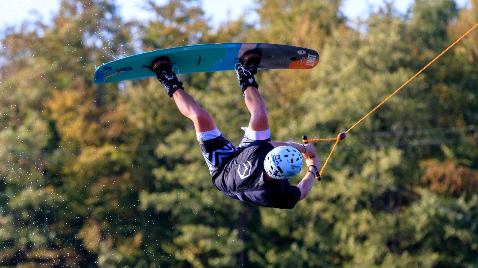 активний відпочинок вейкбординг