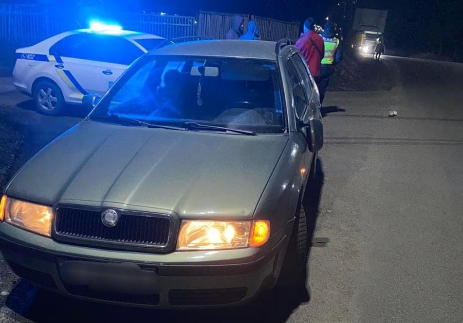 На Київщині дитину забрали до лікарні з відкритою черепно-мозковою травмою після наїзду Skoda