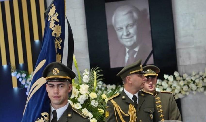 В Українському домі прощаються з Леонідом Кравчуком (ФОТО, ВІДЕО)