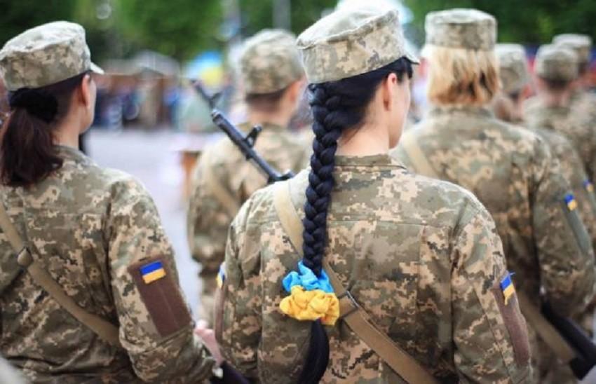 Цифра дня. Скільки жінок служать в лавах ЗСУ