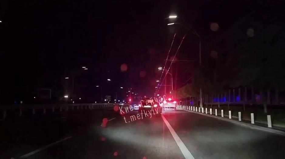 На проспекті Перемоги легковик збив пішохода. Що відомо