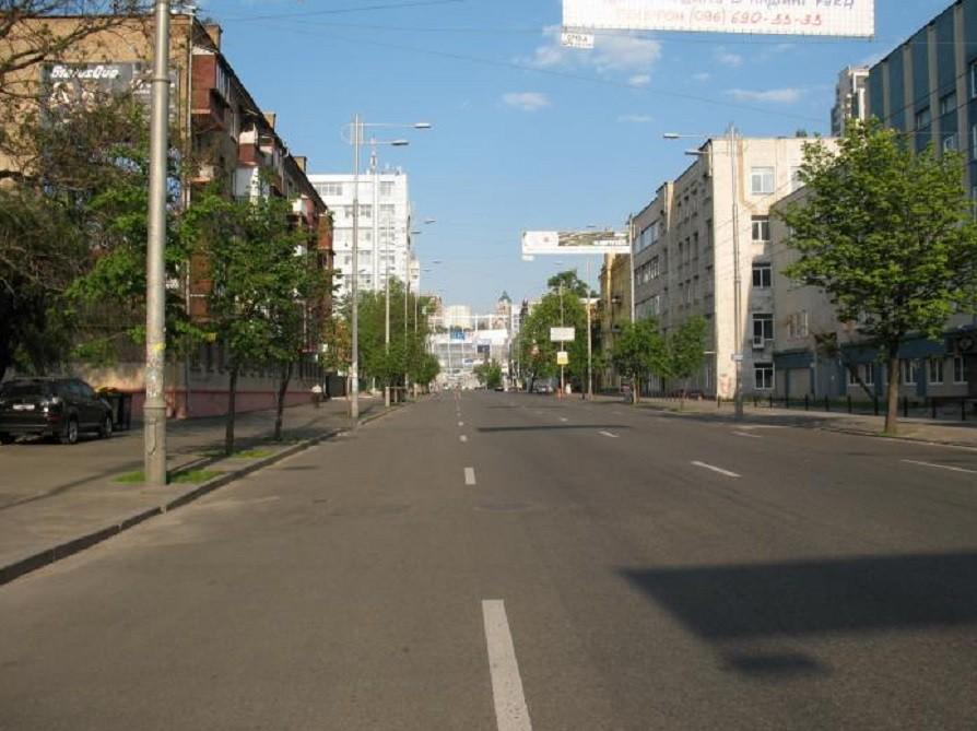 У Києві на Жилянській повністю відновили рух
