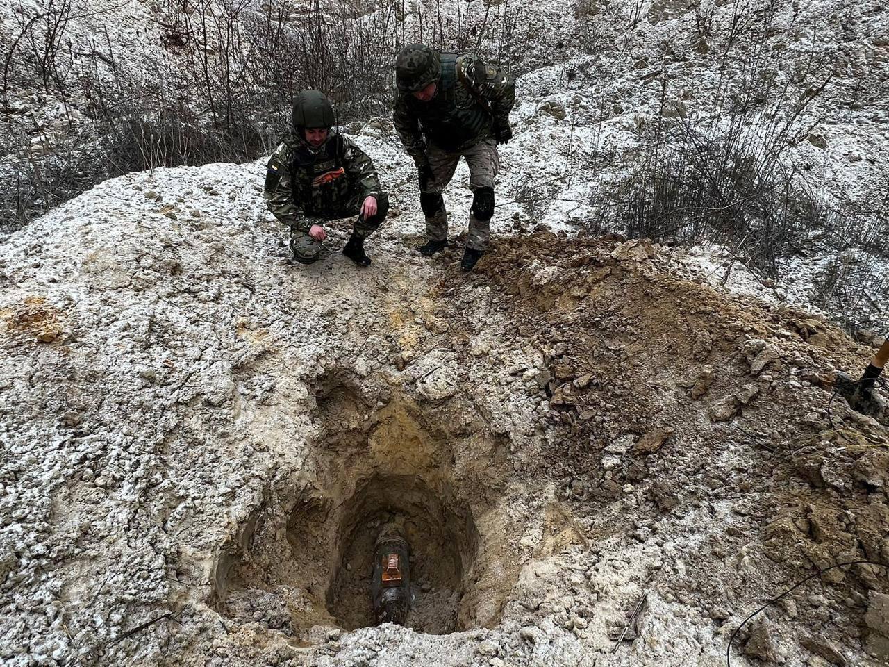 У Вишгородському районі виявили 100-кілограмові артснаряди окупантів