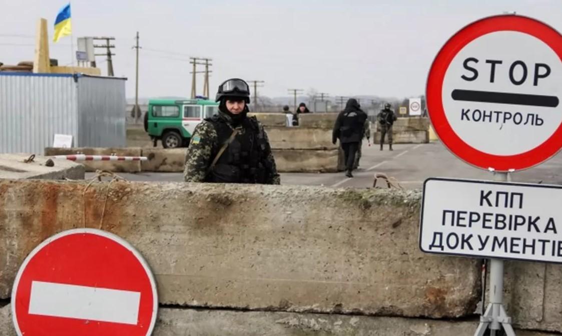Роздача повісток на блокпостах: з’явився офіційний коментар поліції
