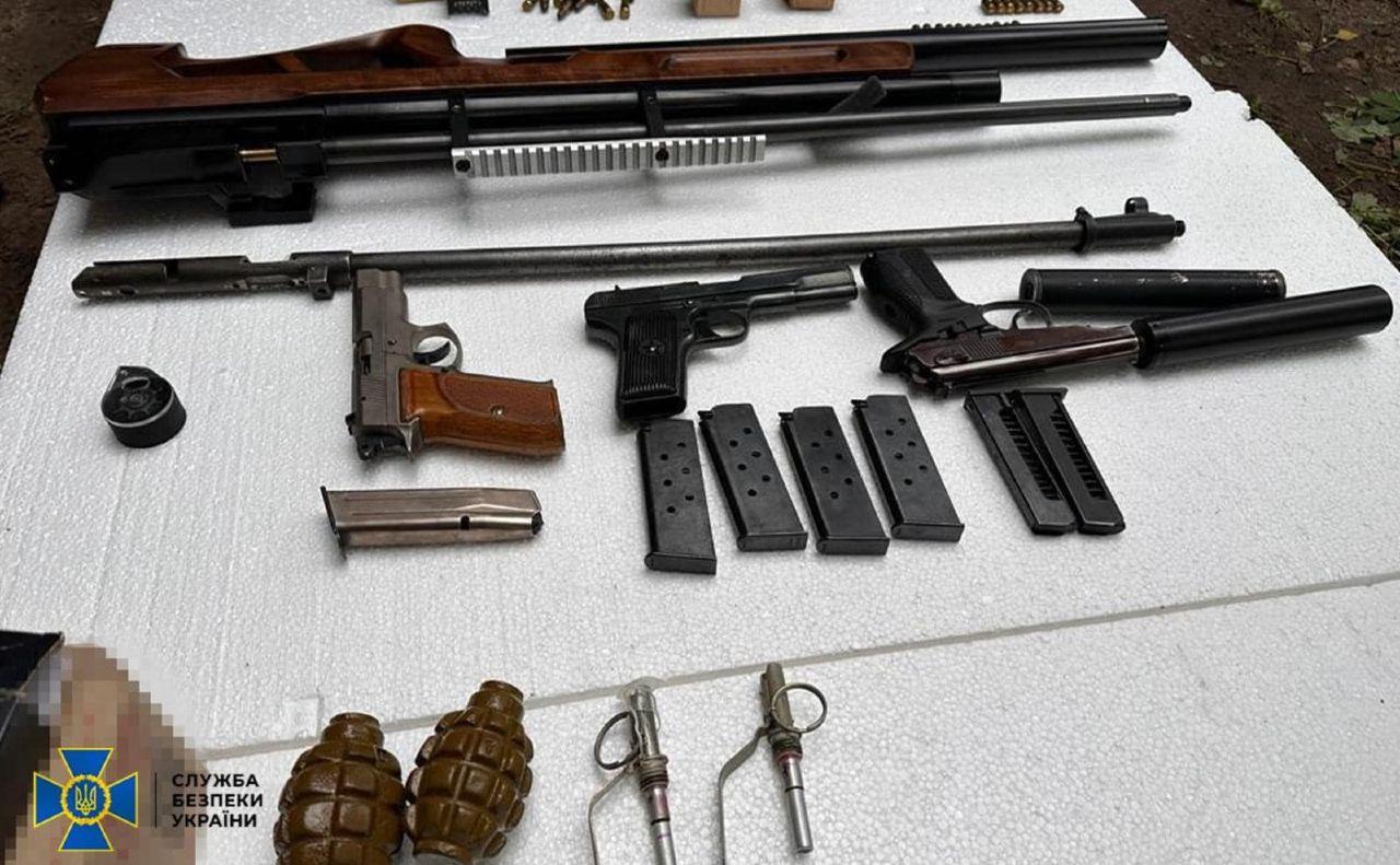 Готувались підривати військові об’єкти на Київщині: у Києві затримали диверсійну групу окупантів