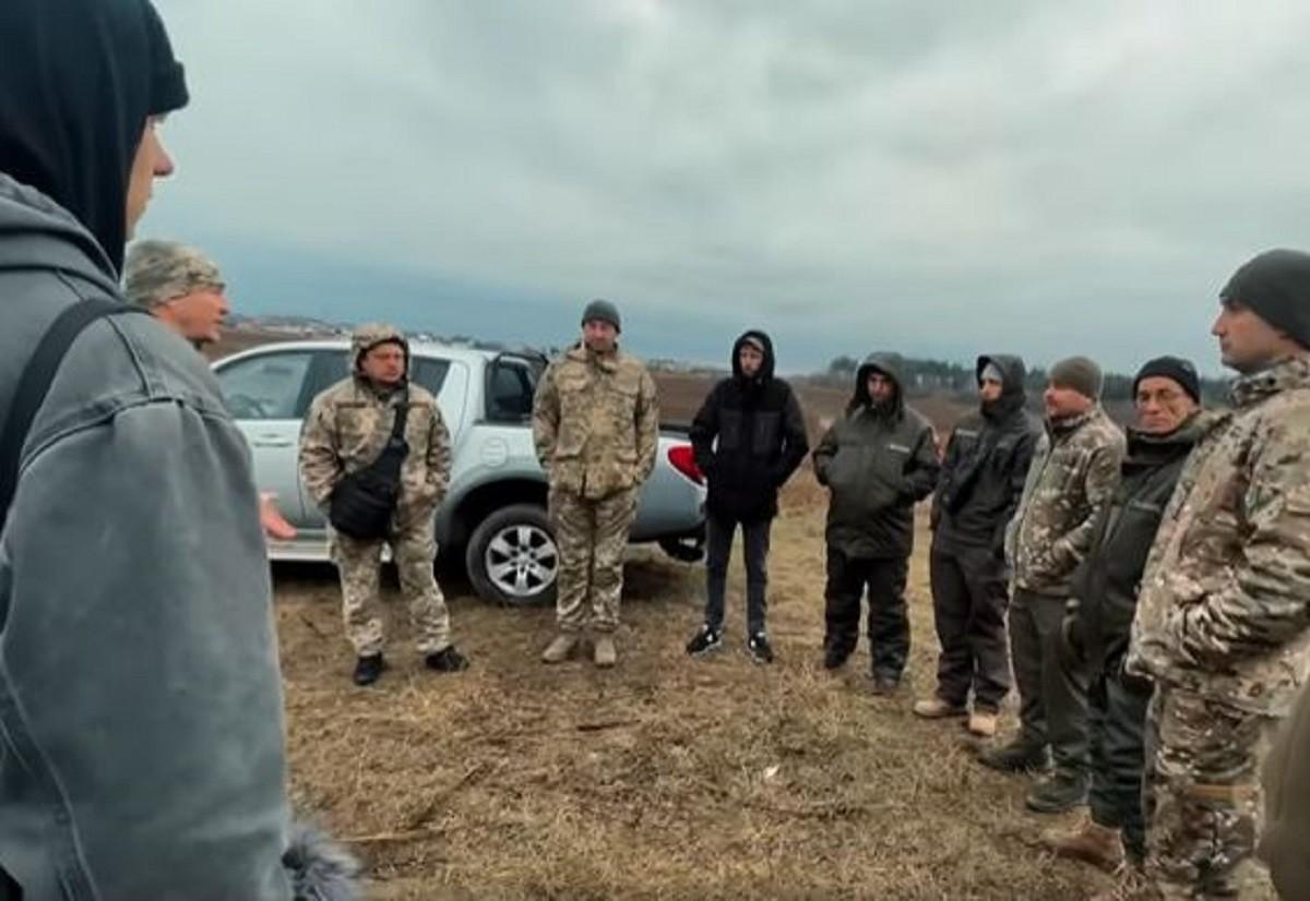 Шахеди, що летіли в бік Києва в новорічну ніч, вдало збивали з рушниць волонтери-добровольці – як це було