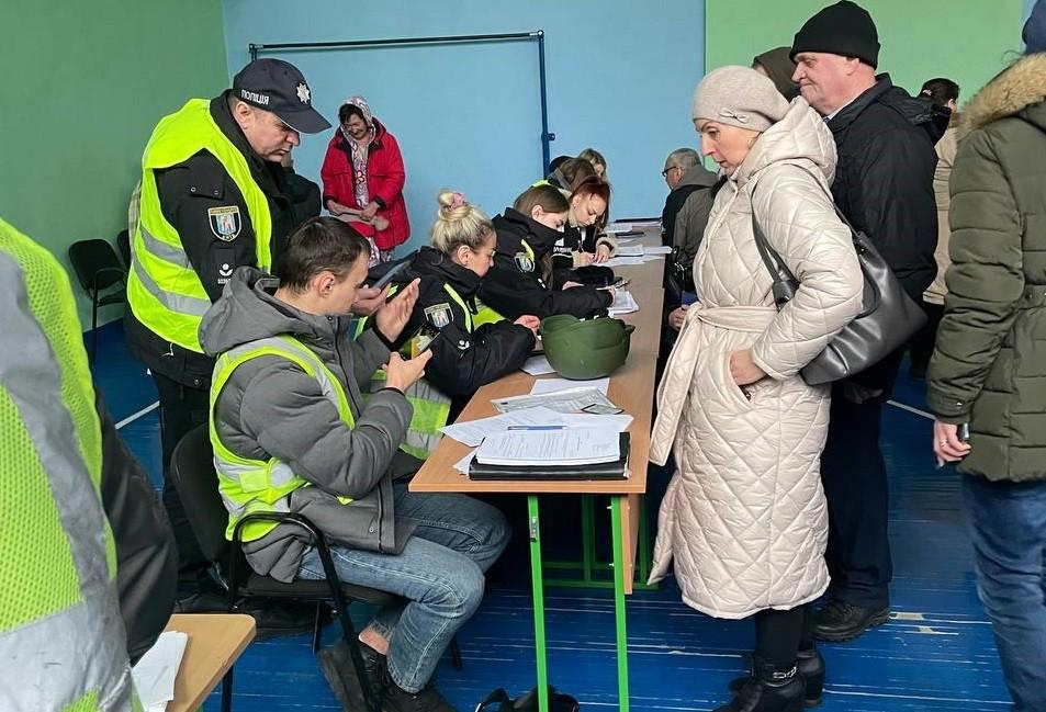 У Голосієві розгорнули штаб допомоги постраждалим від атаки