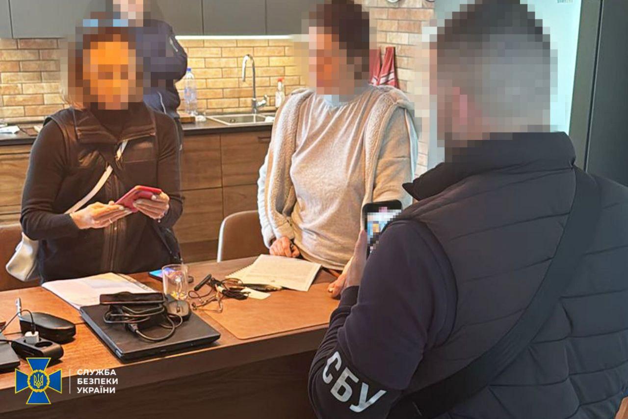 У Києві викрили зрадницю, яка допомагала ворогу під час боїв за столицю