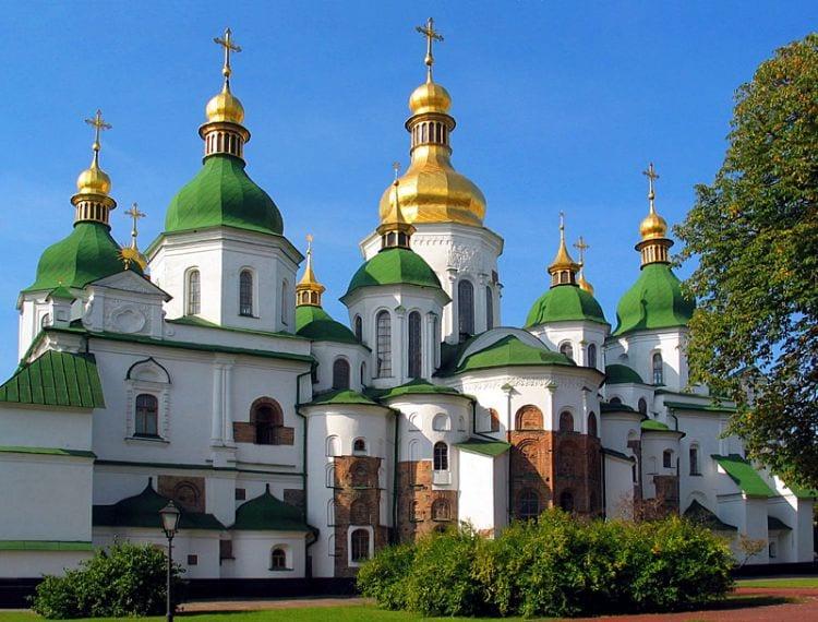 Колектив «Софії Київської» скаржиться на тиск Мінкульту та просить підтримки у Зеленського
