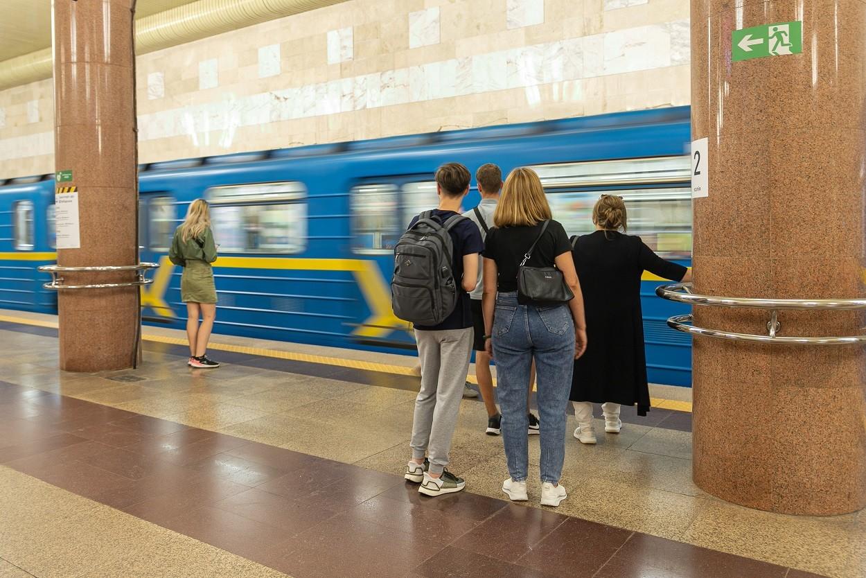 Київський метрополітен купує 50 сучасних вагонів коштом ЄБРР