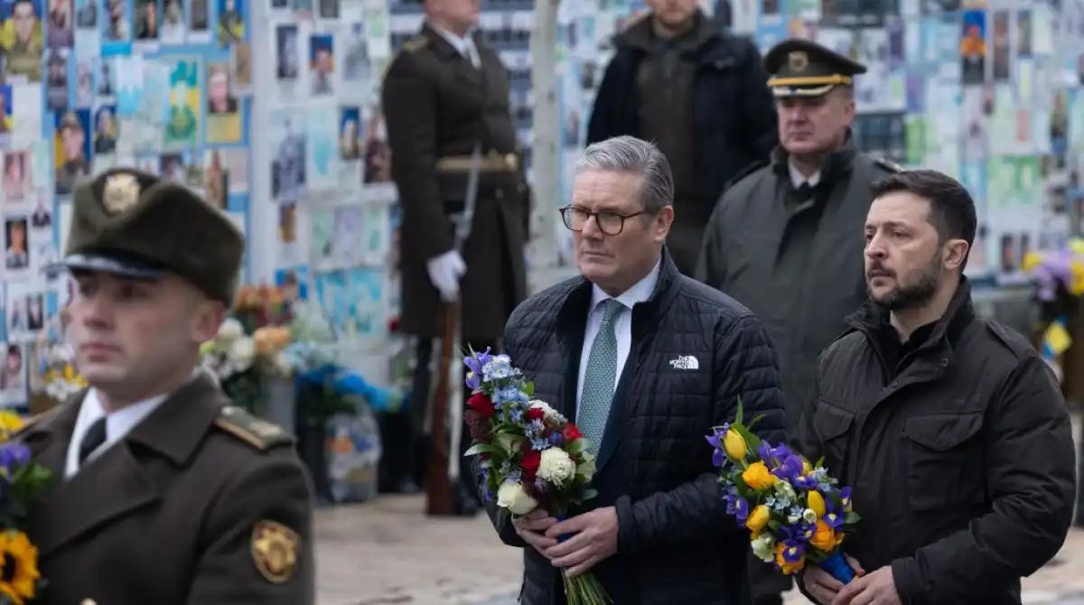 Під час зустрічі Зеленського і Стармера ППО збивала російський дрон неподалік Маріїнського палацу