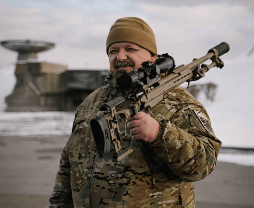 Чи вдягають снайпери кікімори для маскування та як навчитися стріляти – досвід бійця