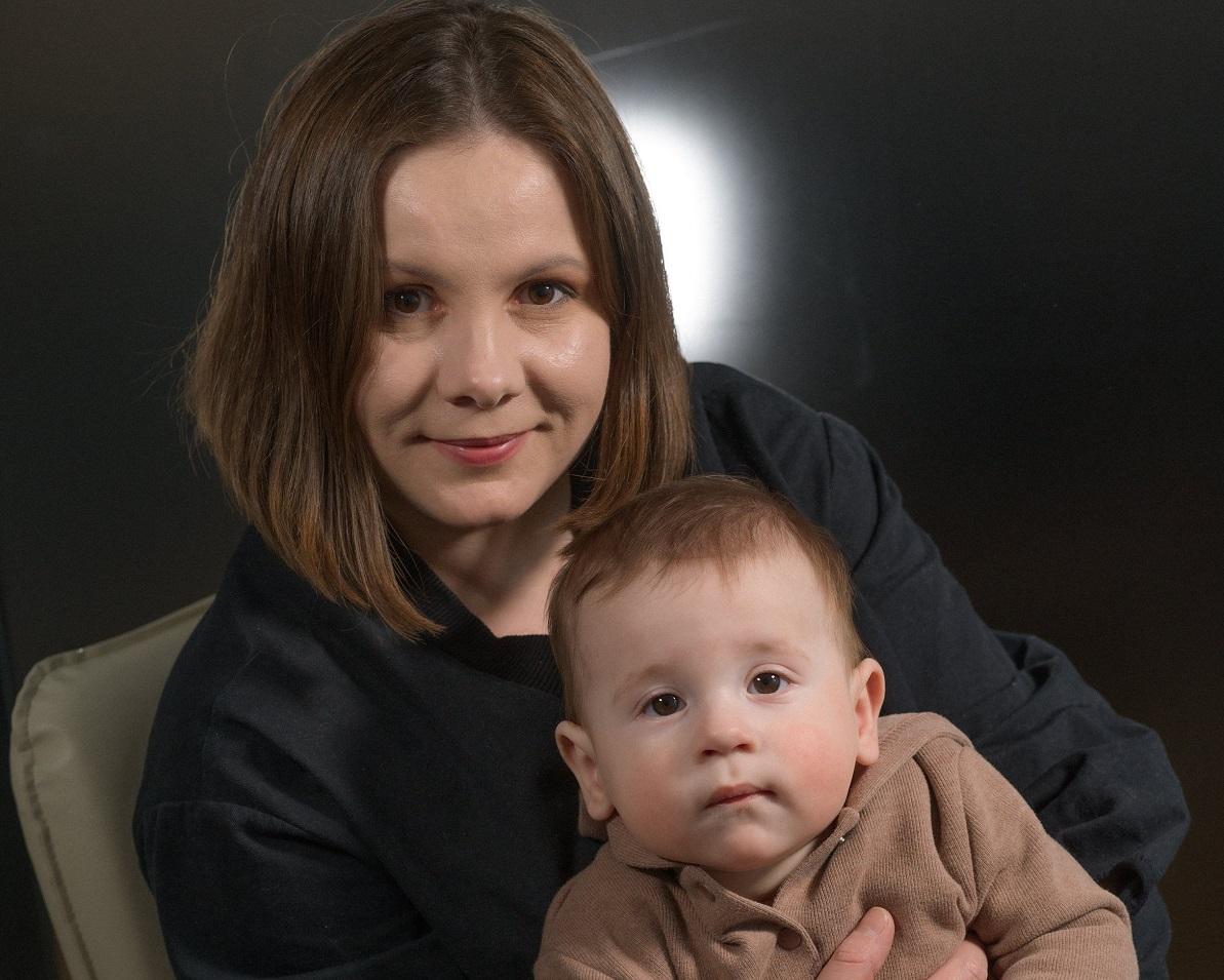 “Бувають дні, коли земля тікає з-під ніг” – мама немовляти про обстріли Києва 24 квітня