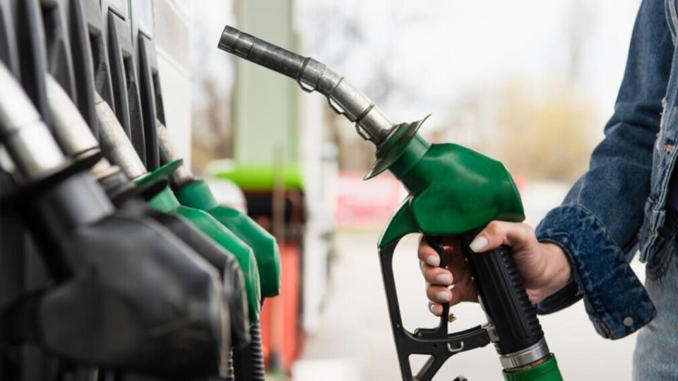 Бензин в Україні подорожчає на майже 15% – експерт