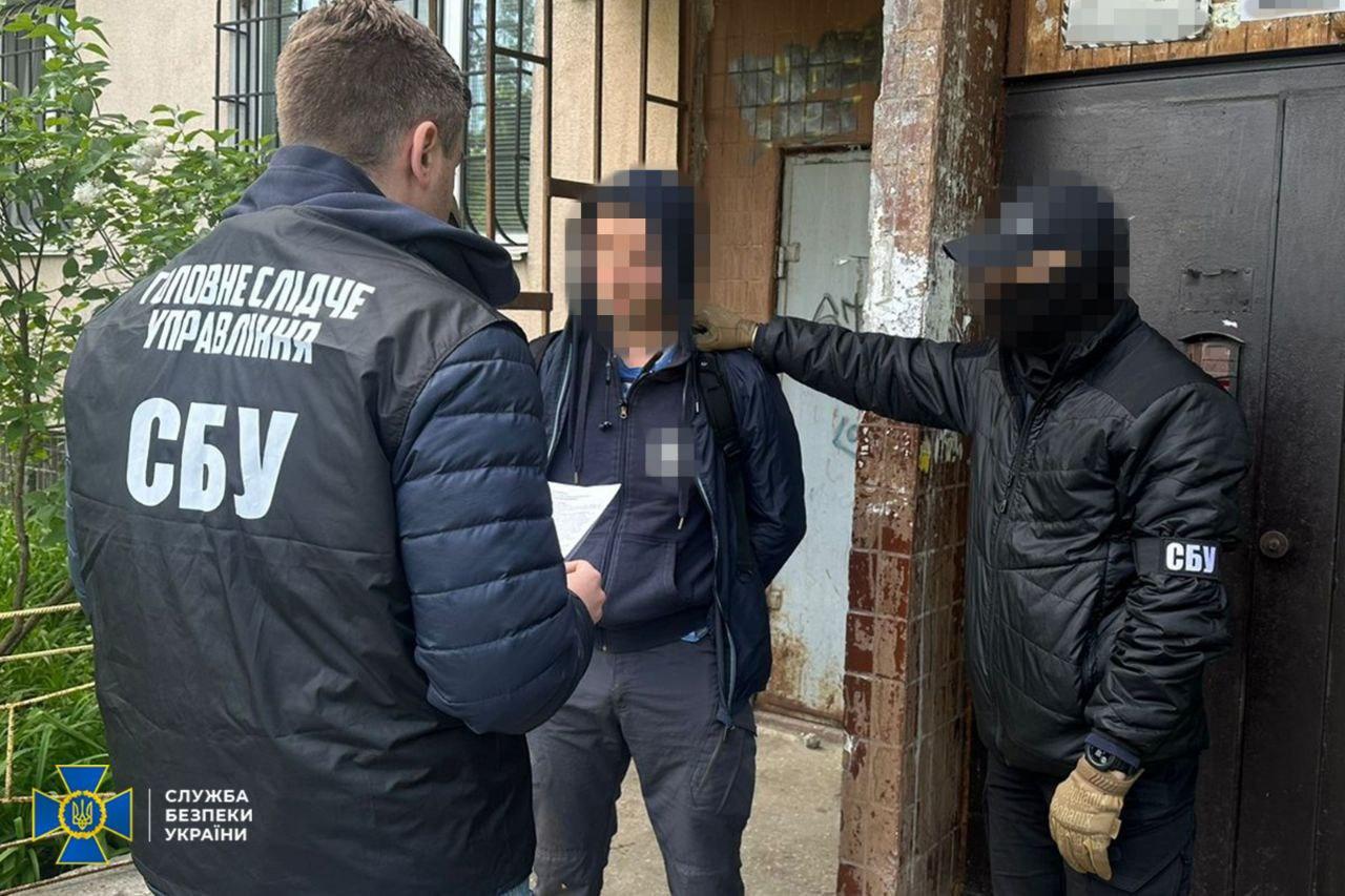 СБУ затримала агента елітного підрозділу ГРУ рф, який коригував удари по Київщині