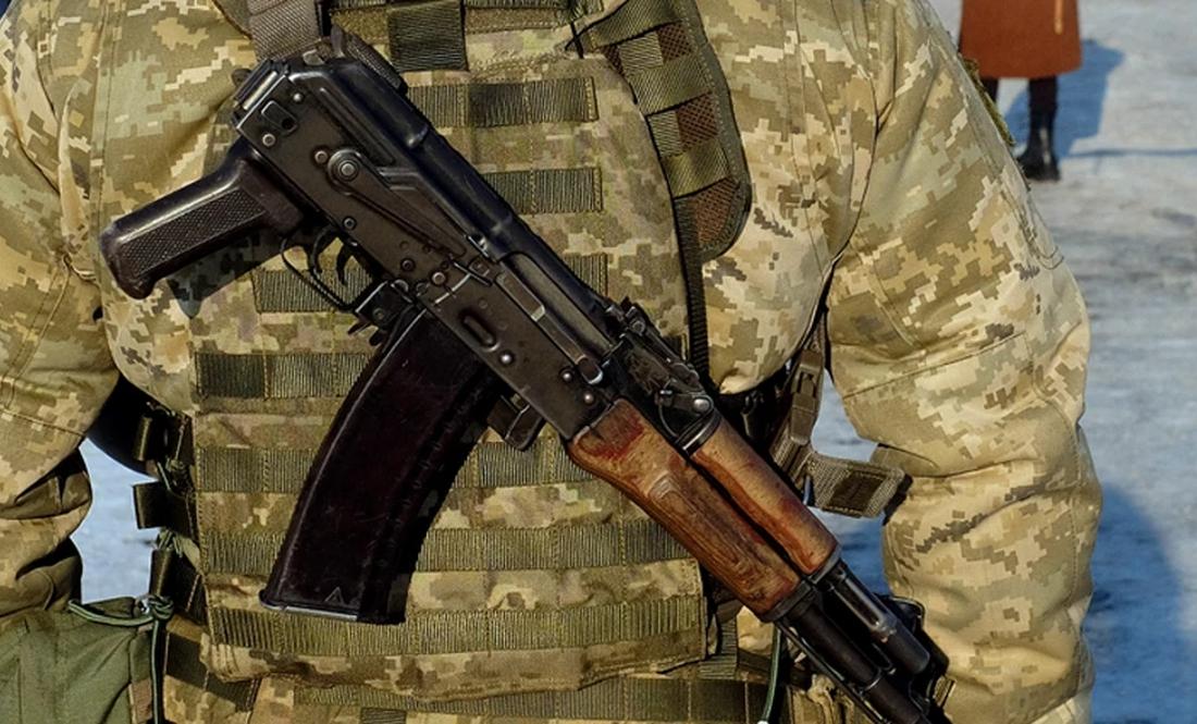 Курсант розстріляв двох інструкторів у навчальному центрі на Чернігівщині