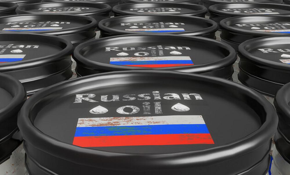 На тлі війни доходи росії від нафти впали до мінімуму