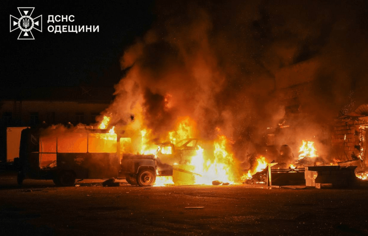 Росія вдарила по Одесі: є руйнування та жертви