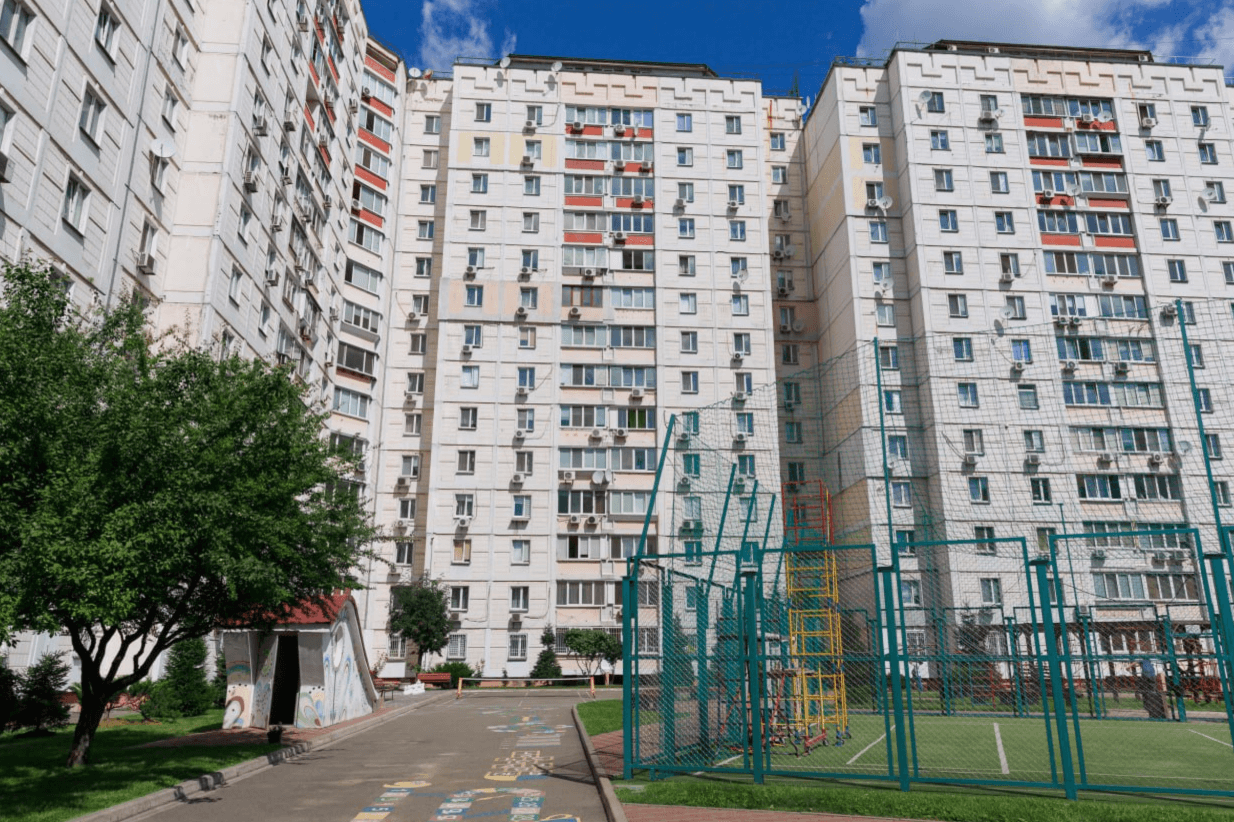 На Солом’янці є зразковий будинок, який став таким завдяки мешканцям