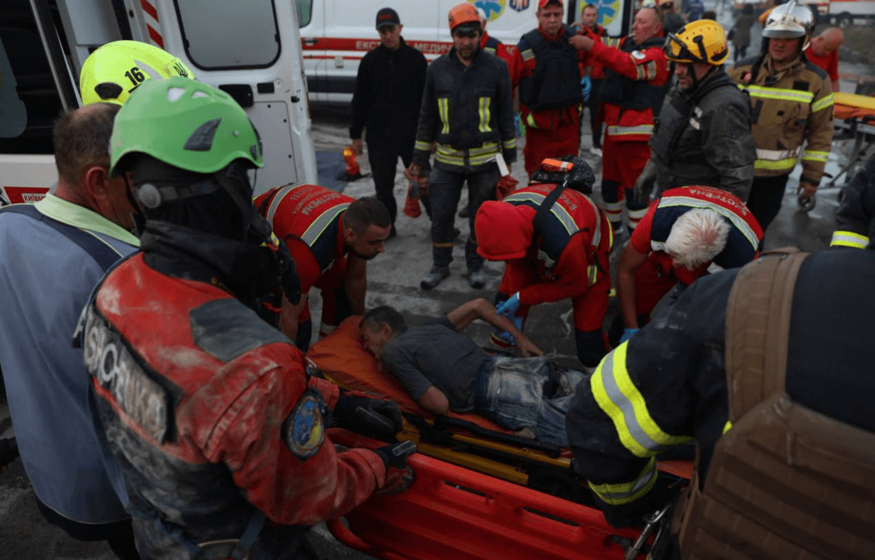 Кількість постраждалих внаслідок атаки на Київ зросла до 45 людей