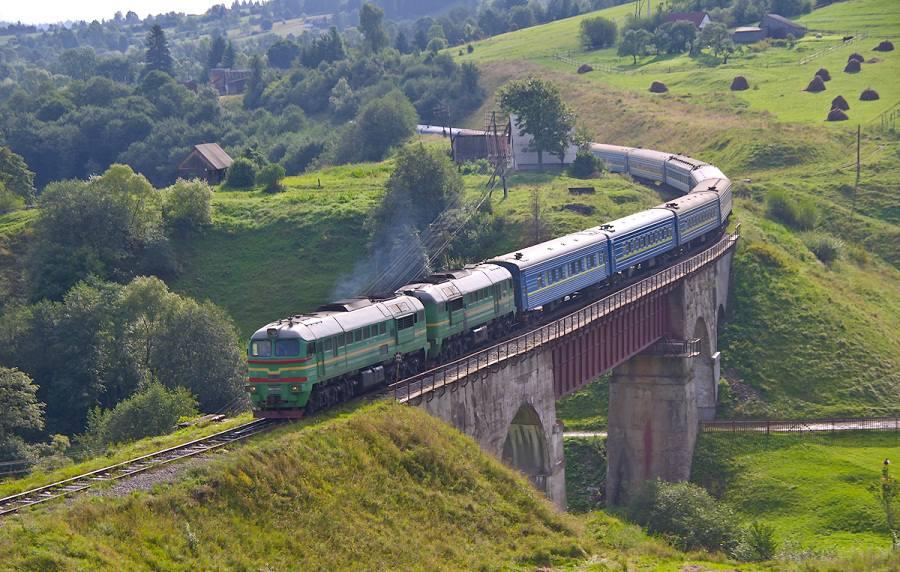 Зміни в русі поїздів на Прикарпатті: що потрібно знати пасажирам