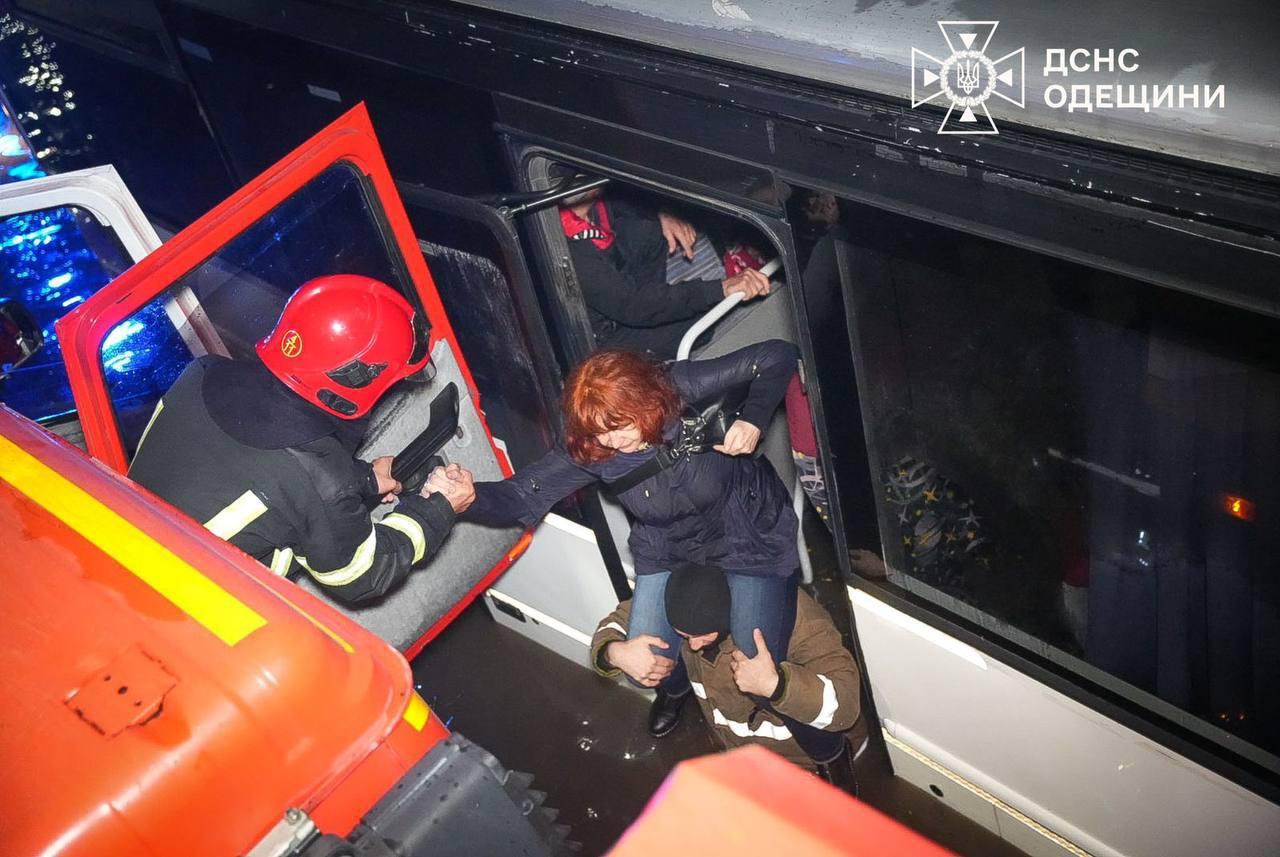 Через загибель 10 людей під час негоди в Одесі відкрили кримінальне провадження