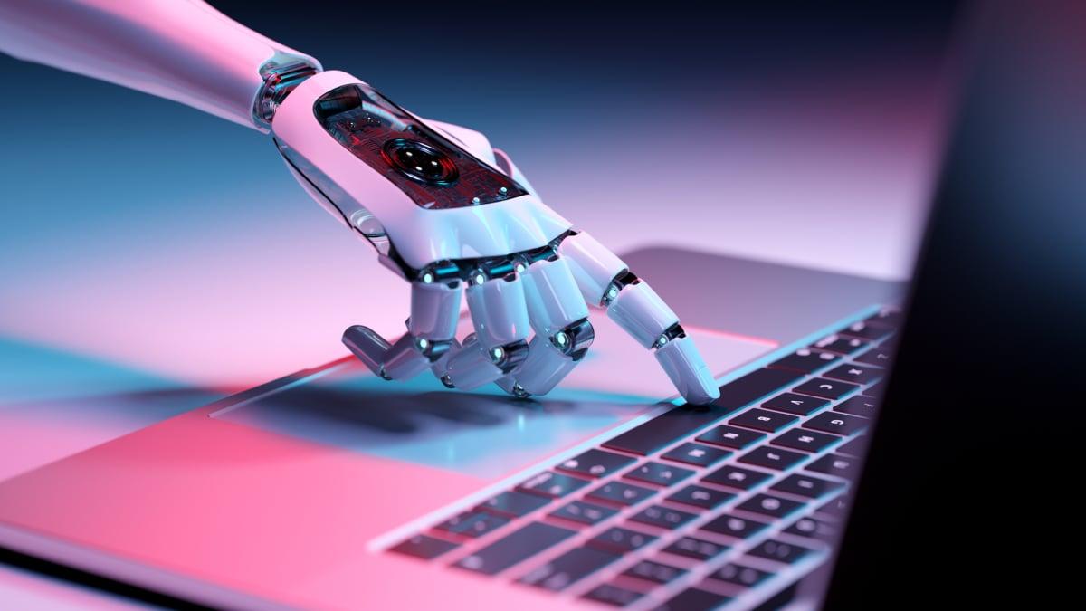 В Узбекістані звільнять понад 2000 чиновників, роботу яких виконуватиме ШІ