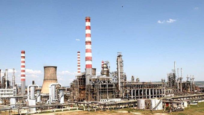 На нафтопереробному заводі «Лукойл» у Румунії стався вибух, є постраждалий