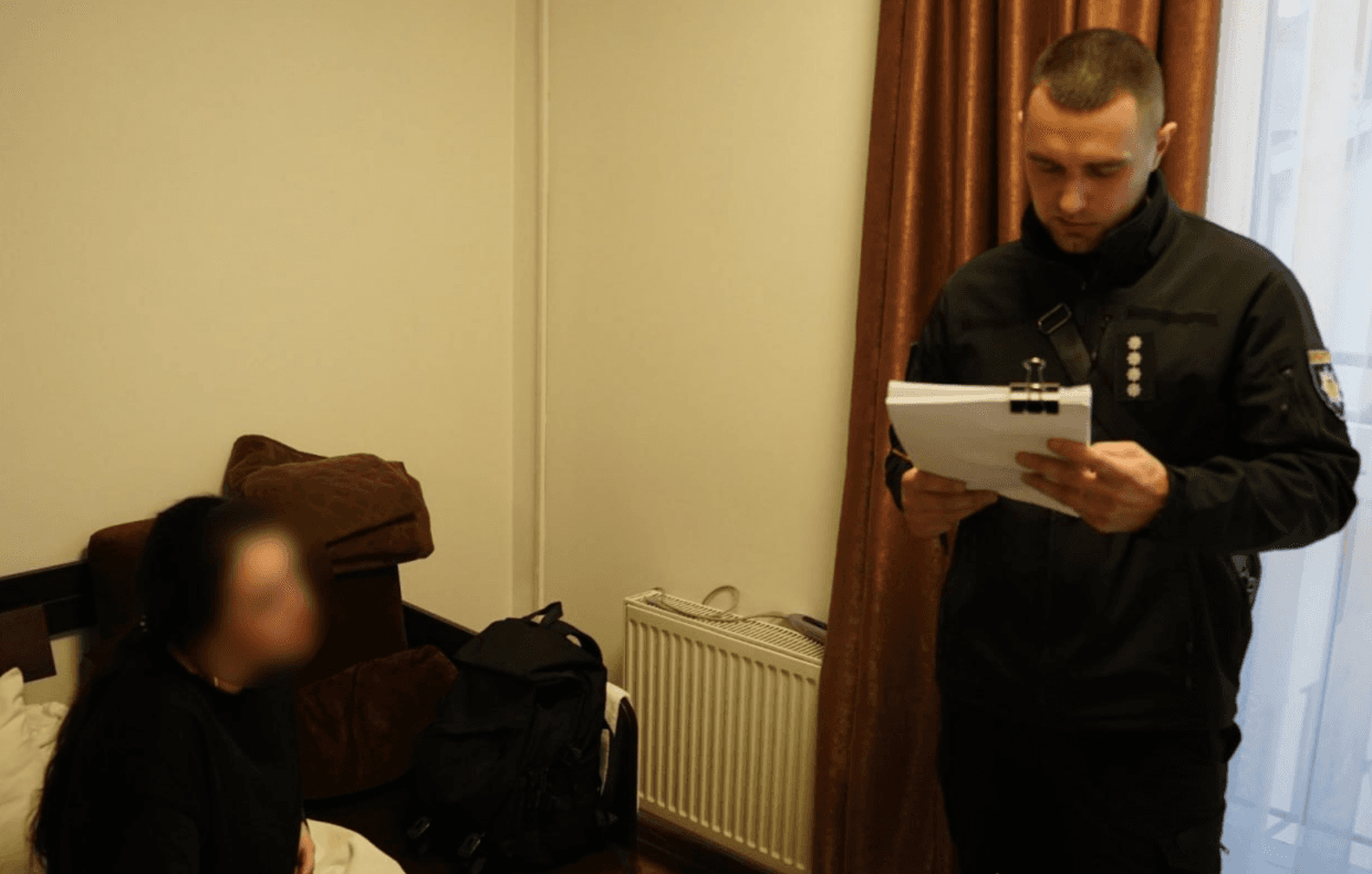 «Ділки» за допомогою штучного інтелекту оформлювали кредити на українців