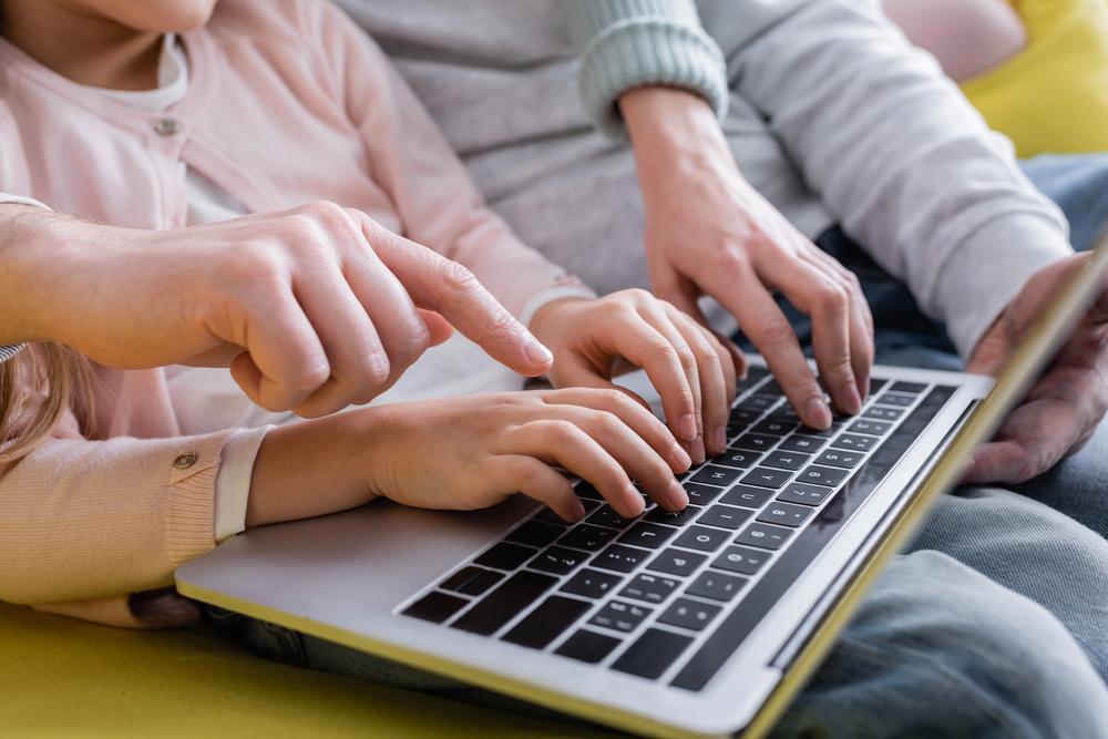 Власники пошкодженого війною житла тепер можуть оформити допомогу онлайн