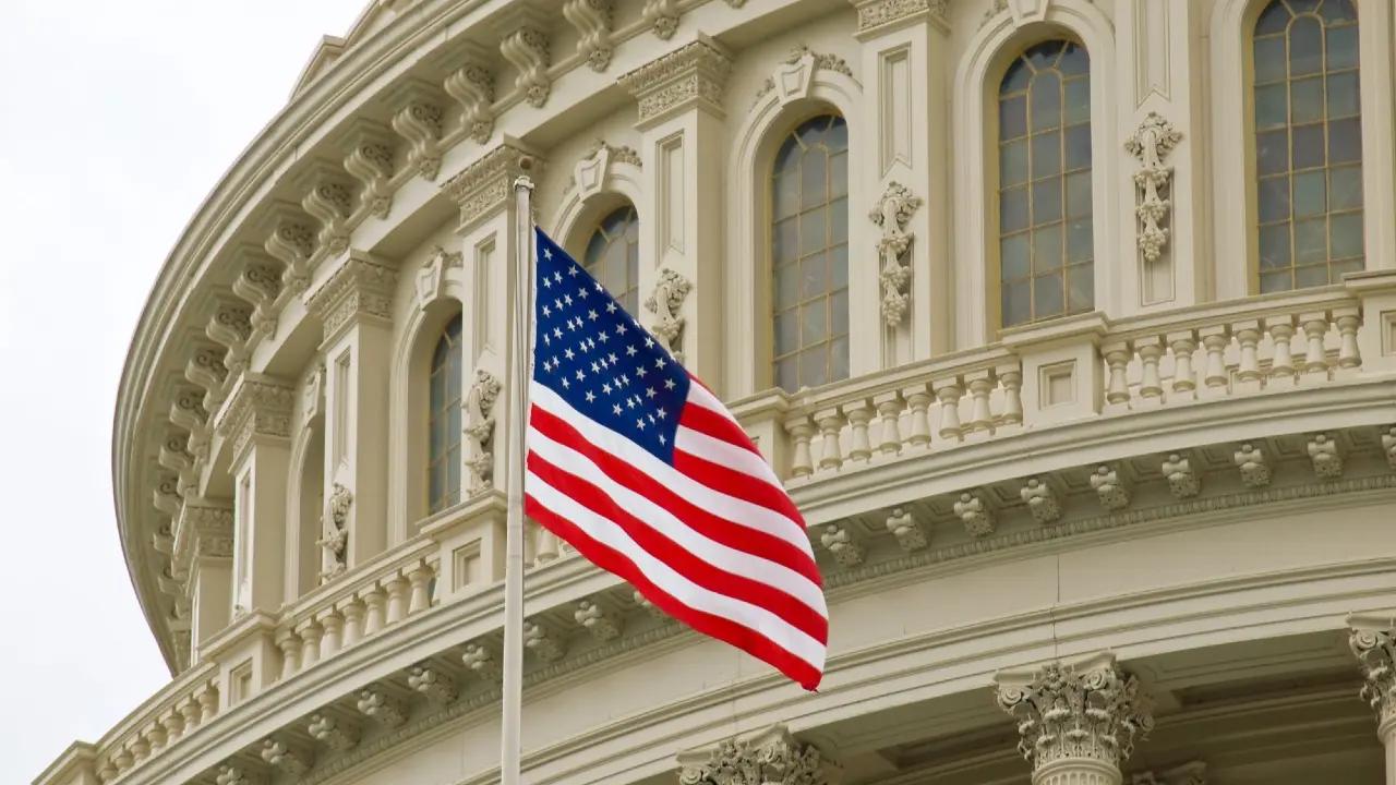 Шатдаун у США триває вже 40 днів: сенат зробив перший крок до його завершення