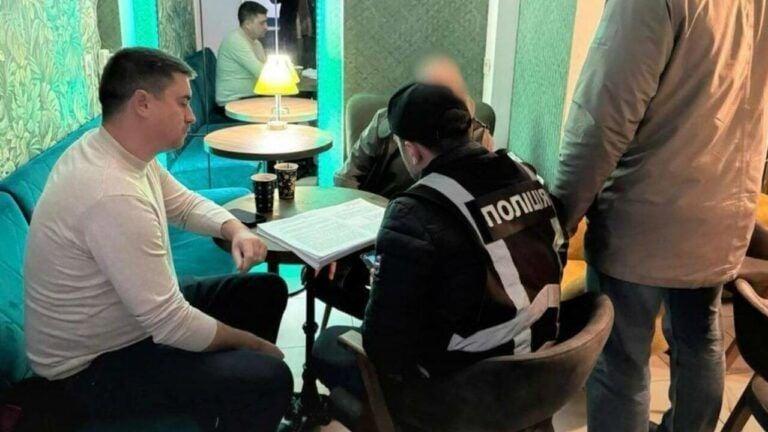 У Києві шахраї видурили у американського добровольця понад 3,2 млн грн, обіцяючи продати «лазерну зброю»