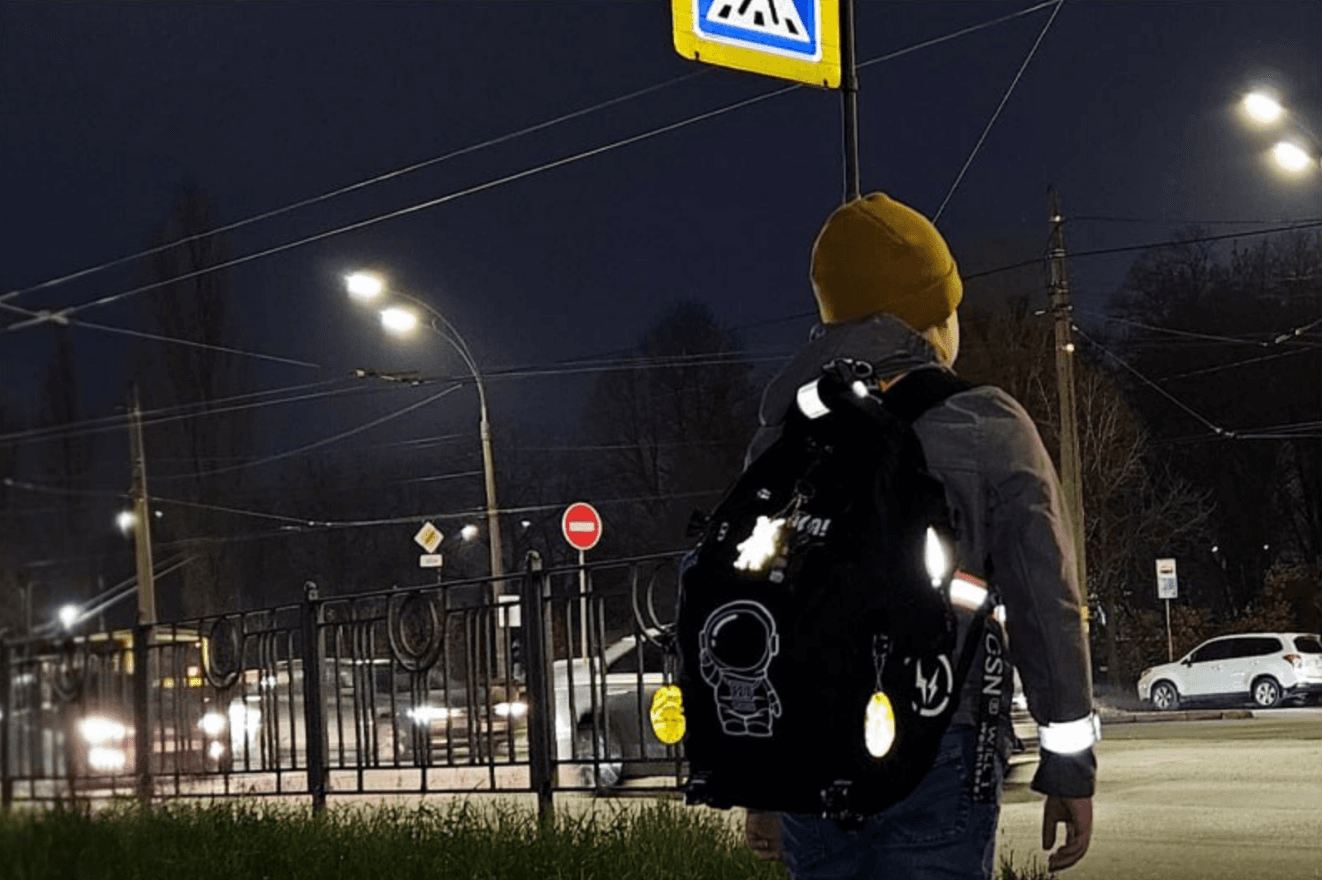 Подбайте про безпеку: киян закликають носити флікери