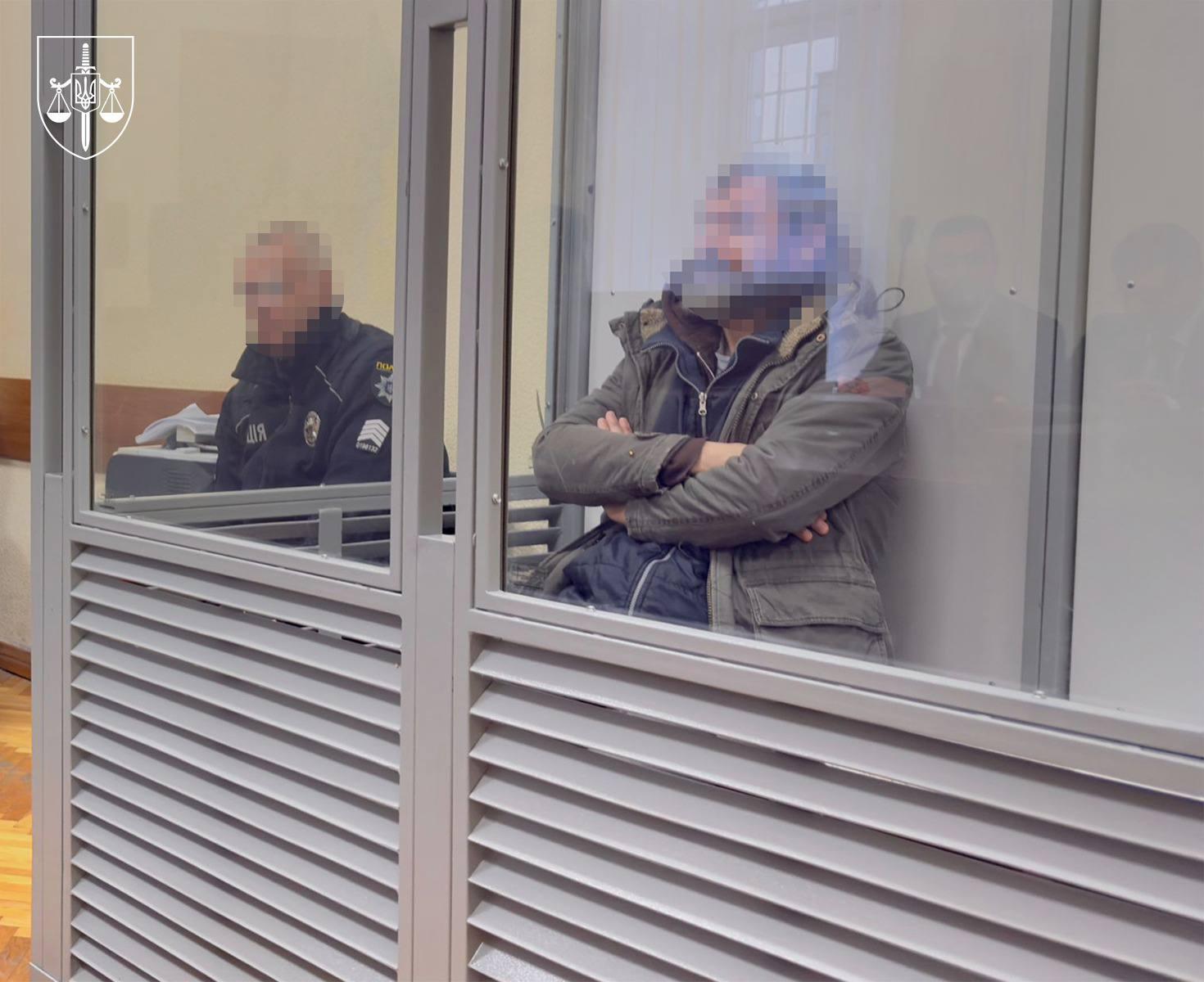 Подовжено арешт ексочільнику «Молодого театру» Білоусу, підозрюваному у зґвалтуванні студенток