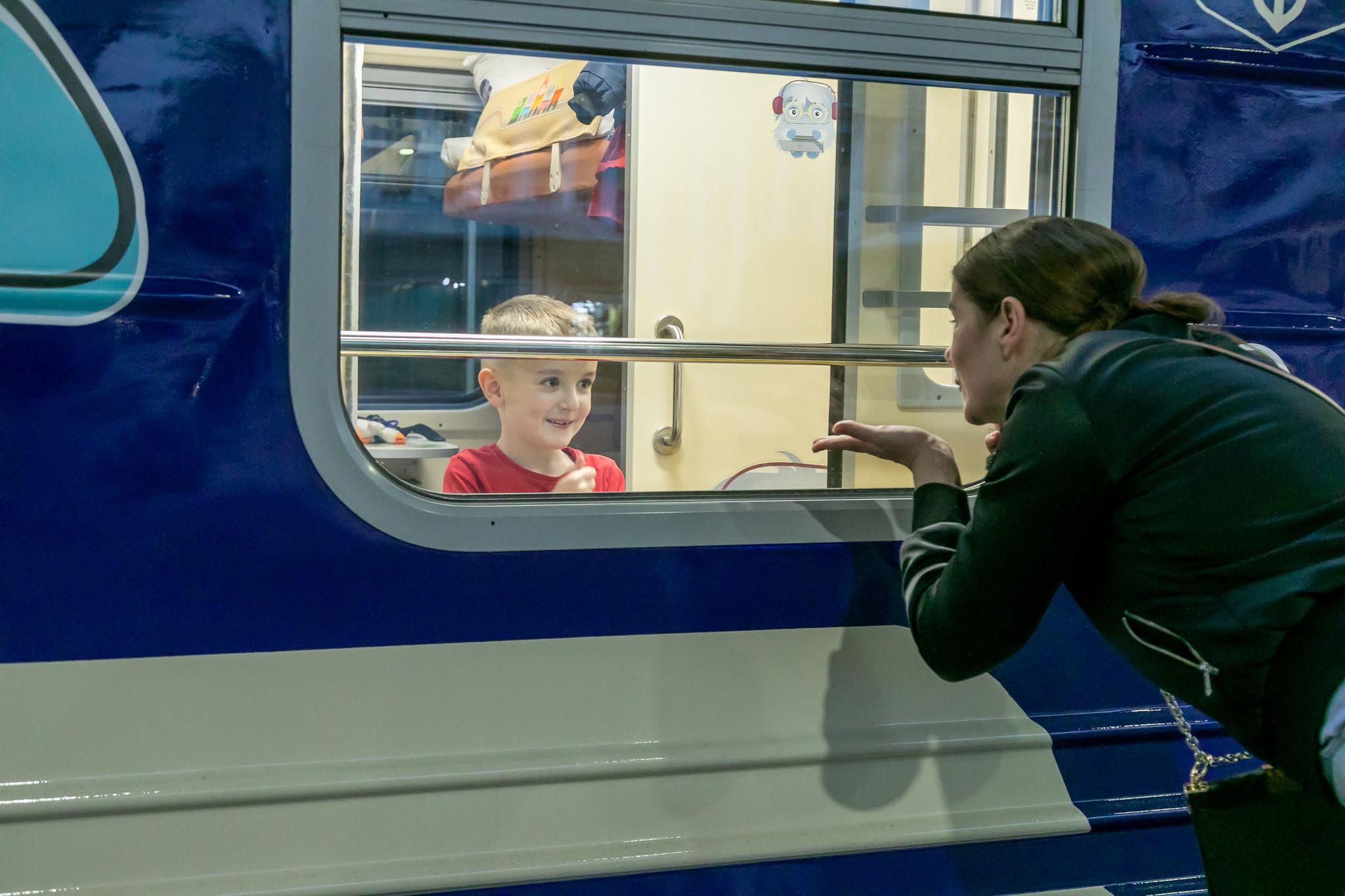 «Укрзалізниця» додала ще два дитячі вагони на популярний маршрут до Карпат