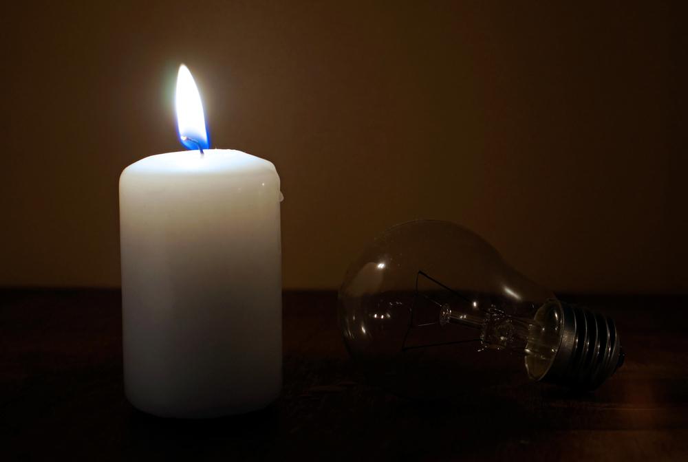 Як у Києві та області сьогодні відключатимуть світло: графіки