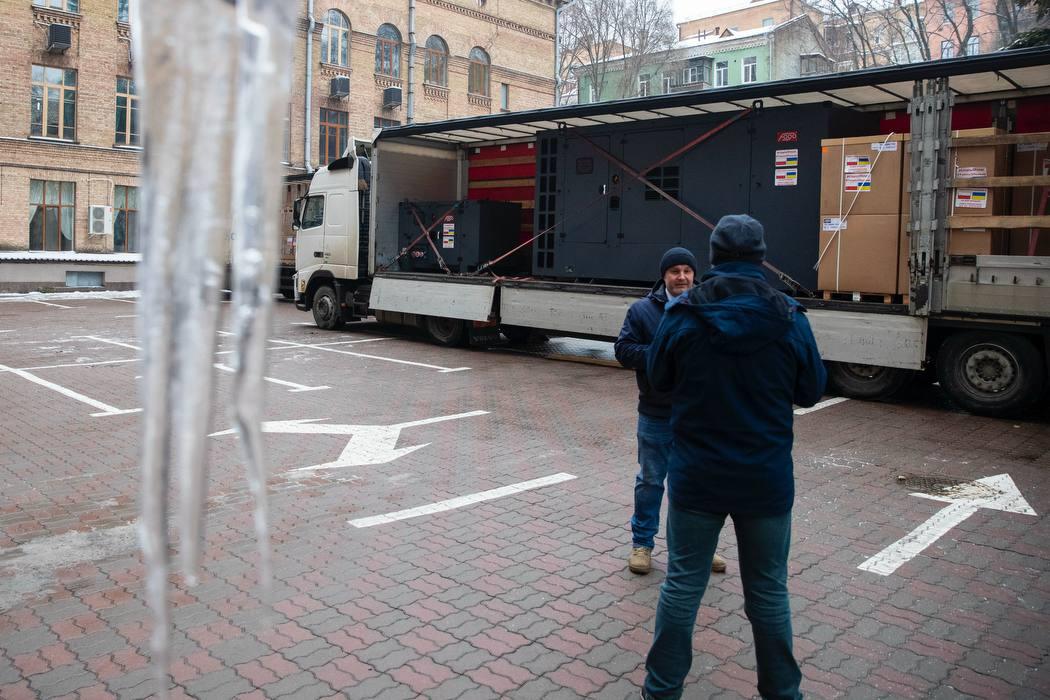 Київ отримав 130 генераторів, кошти на які зібрали поляки