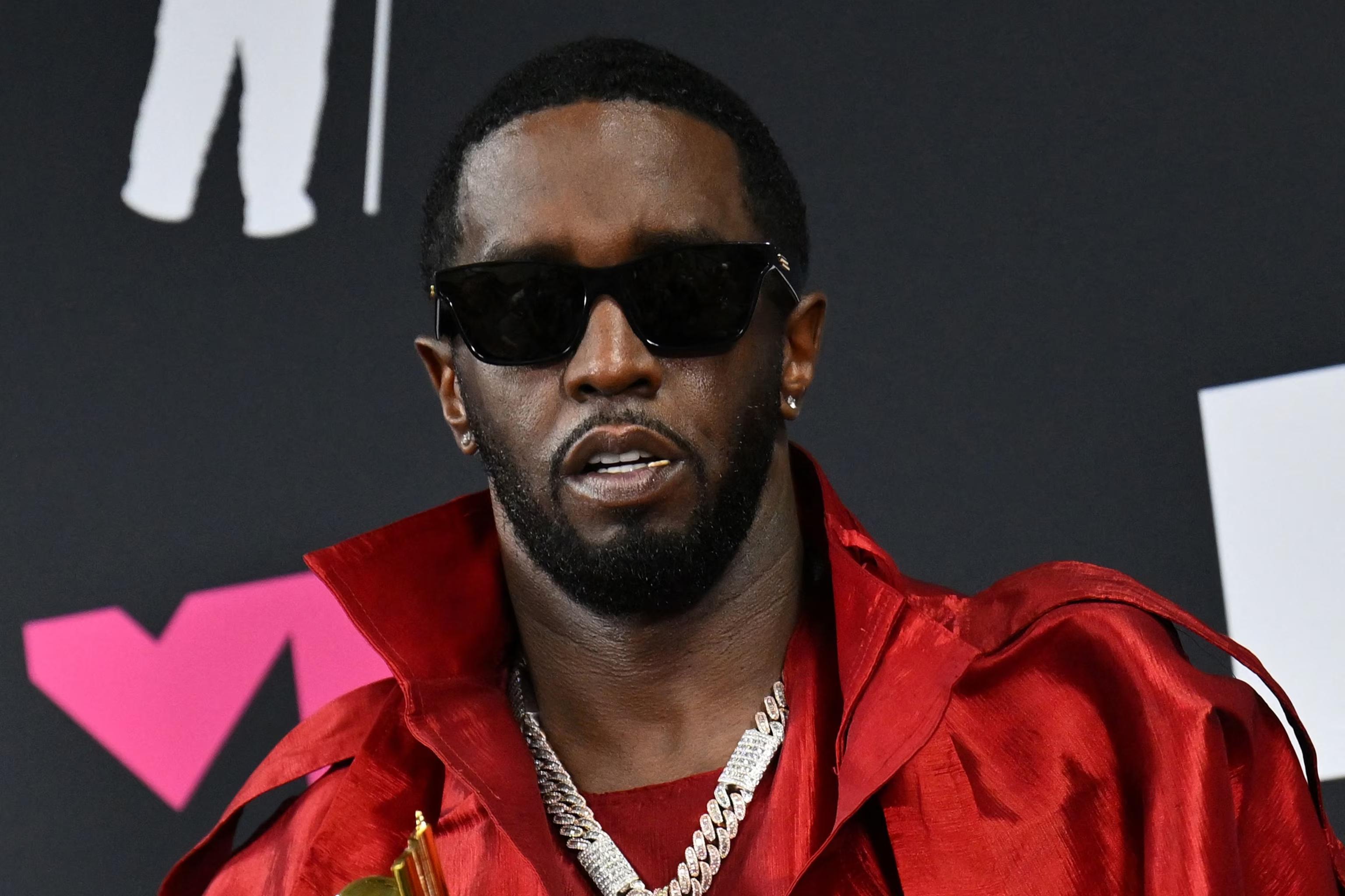 У США подали позов проти P. Diddy через зґвалтування та погрози вбивством