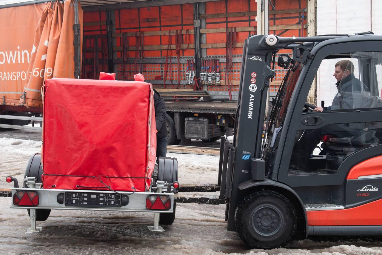 Енергетична підтримка: Україна отримала від Польщі генератори, від Італії – модульні котли