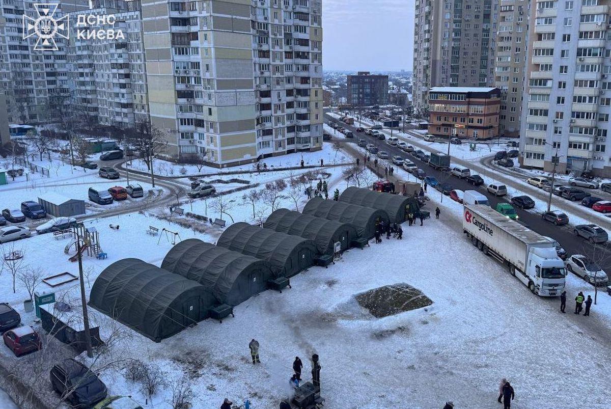 У Києві без тепла залишаються 454 житлові будинки, більшість — на Троєщині, — Кличко