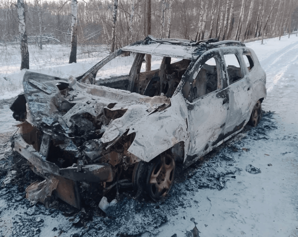 На Харківщині під час евакуації населення ворожий дрон знищив поліцейську автівку